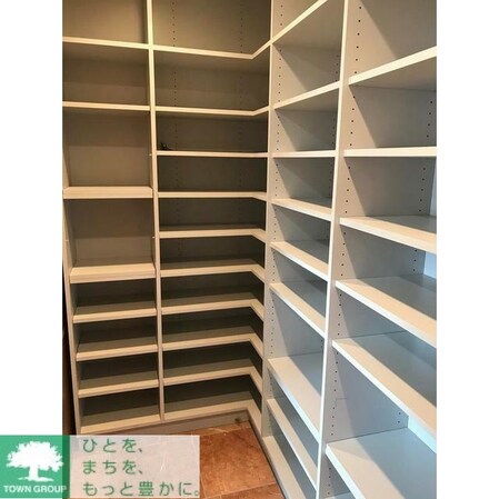 青山パークタワーの物件内観写真